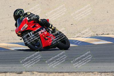 media/Mar-28-2022-Superbike Trackdays (Mon) [[b8603d0f67]]/Open Track Time/Turns 9 and 10/